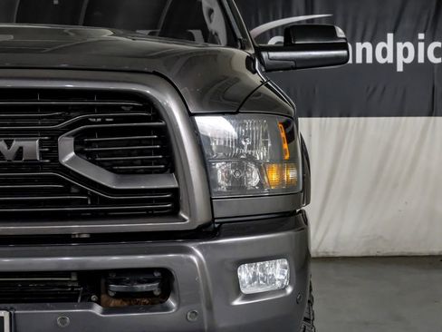Used 2018 RAM 2500 Big Horn w/ Sport Appearance Group AWD/4WD image 40