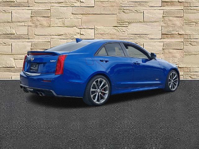 Used 2017 Cadillac ATS V w/ Luxury Package RWD image 4