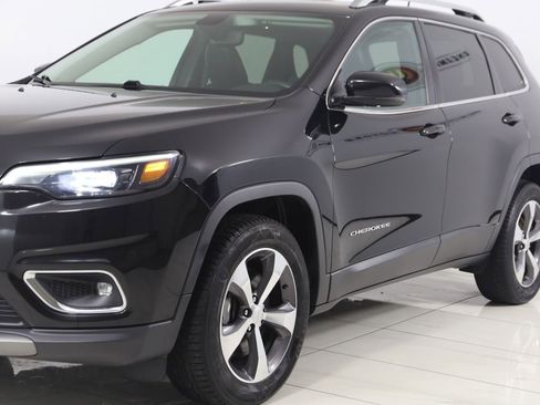 Used 2019 Jeep Cherokee Limited AWD/4WD image 53