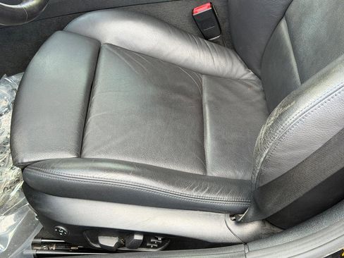 Used 2010 BMW Z4 sDrive35i image 15