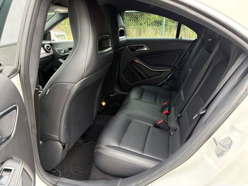Used 2018 Mercedes-Benz CLA 250 image 17