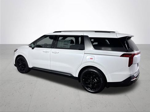 New 2026 Kia Carnival SX image 8
