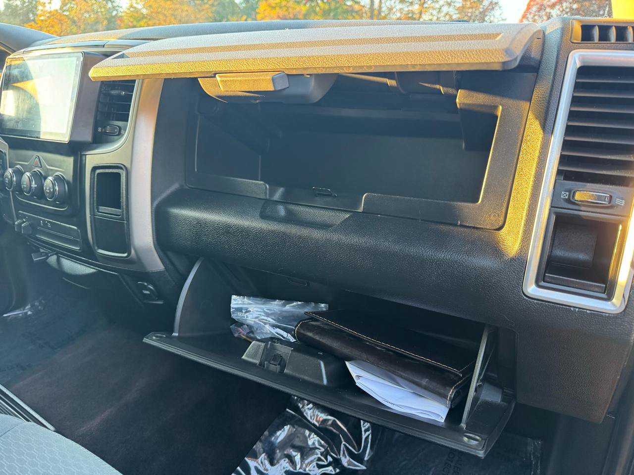 Used 2016 RAM 2500 SLT AWD/4WD image 26