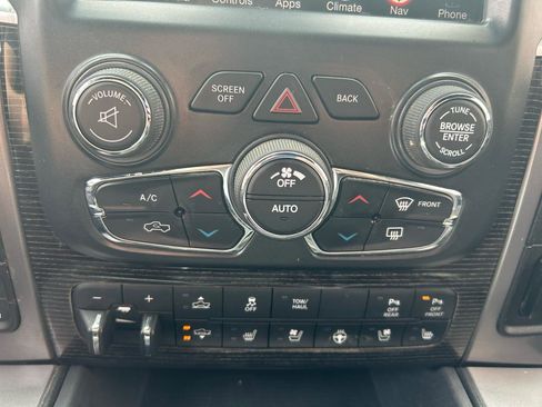 Used 2016 RAM 1500 Limited image 26