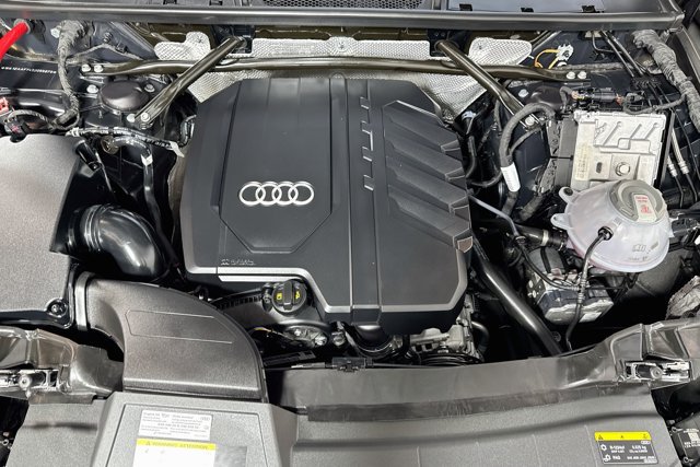 Used 2025 Audi Q5 2.0T Premium Plus w/ Premium Plus Package AWD/4WD image 29