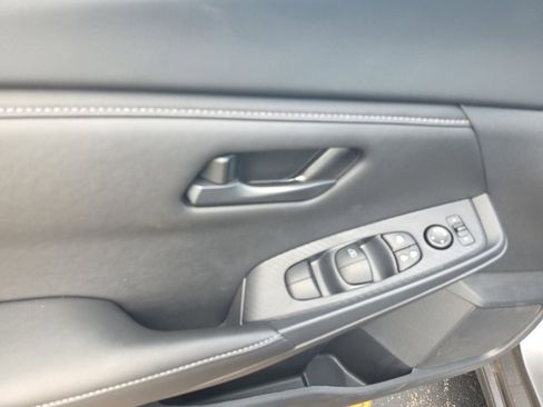 Certified 2025 Nissan Sentra S FWD image 13