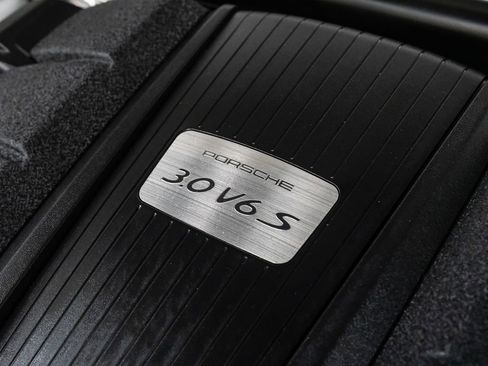 Used 2020 Porsche Macan S image 4