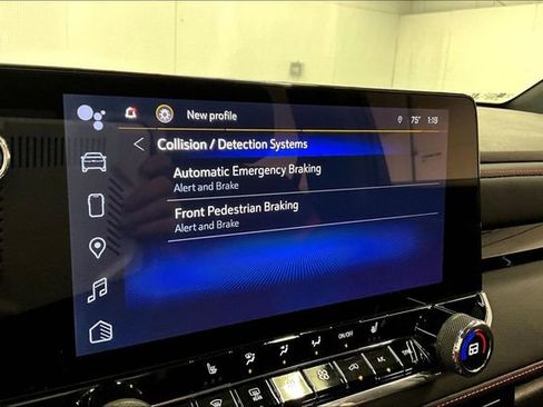 Used 2023 Chevrolet Colorado Z71 w/ Z71 Convenience Package 2 AWD/4WD image 36