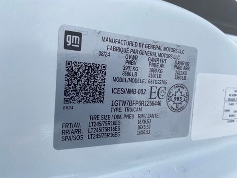 Used 2024 GMC Savana 2500 Work Van image 21