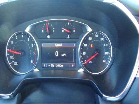 Used 2025 Chevrolet Blazer LT image 21