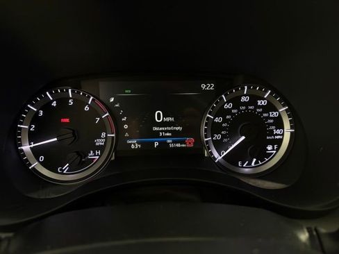 Used 2024 Toyota Highlander XLE image 20