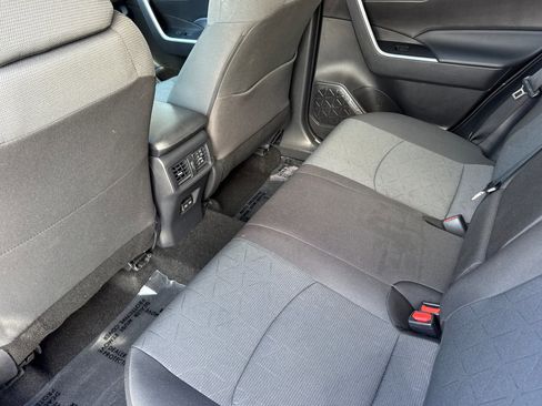 Used 2025 Toyota RAV4 XLE image 26