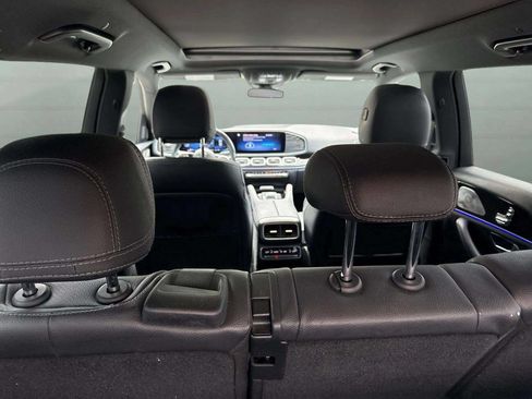 Used 2024 Mercedes-Benz GLS 450 4MATIC image 48