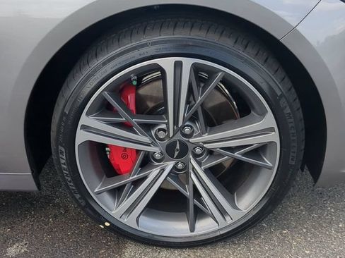 Used 2025 Genesis G70 2.5T w/ Sport Prestige Package RWD image 10