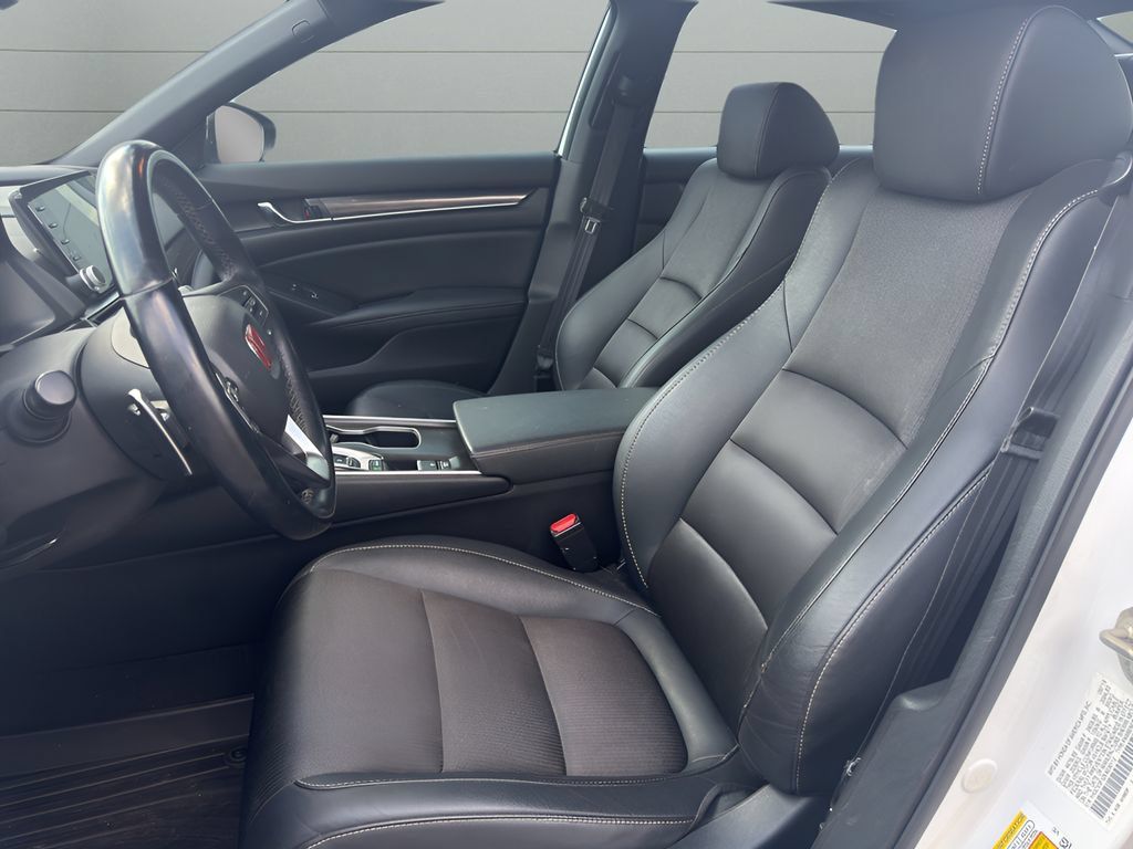 Used 2019 Honda Accord Sport image 11