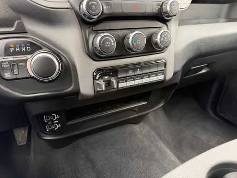Used 2024 RAM 2500 Tradesman AWD/4WD image 17