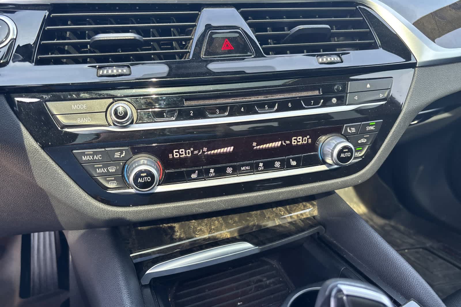 Used 2017 BMW 530i RWD image 21