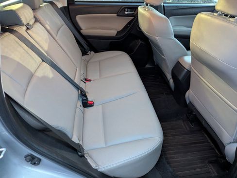 Used 2015 Subaru Forester 2.5i Limited AWD/4WD image 13