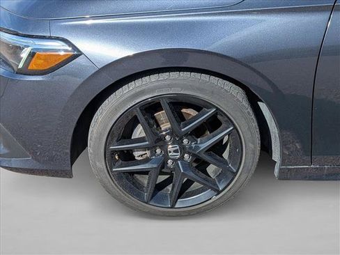 Used 2023 Honda Civic Sport image 15