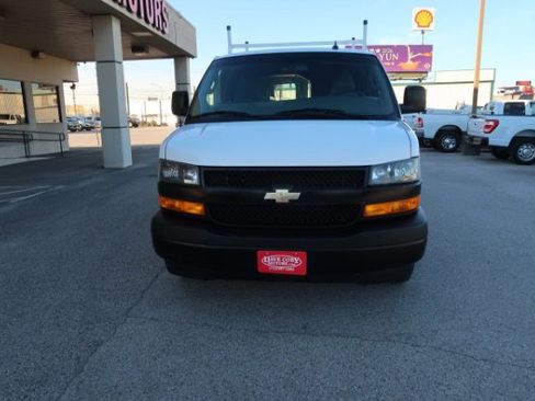 Used 2021 Chevrolet Express 2500 w/ Driver Convenience Package image 2