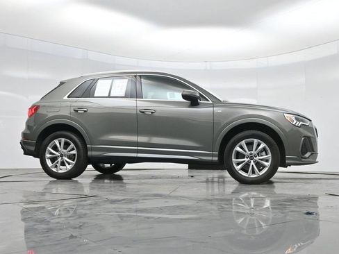 Used 2025 Audi Q3 2.0T Premium AWD/4WD image 44