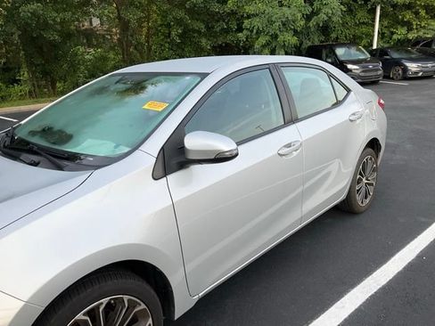 Used 2016 Toyota Corolla S FWD image 9