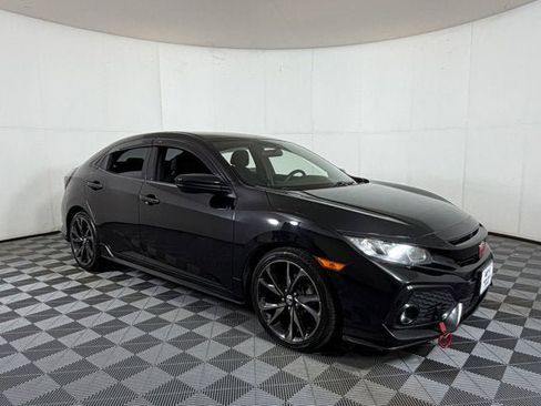 Used 2018 Honda Civic Sport image 1