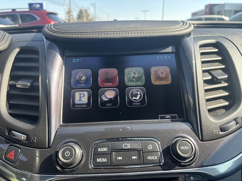 Used 2015 Chevrolet Impala LT image 20