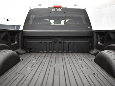 Used 2021 Ford F250 Lariat image 6