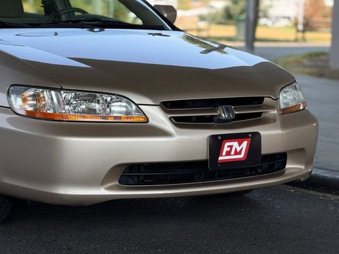 Used 2000 Honda Accord EX image 10