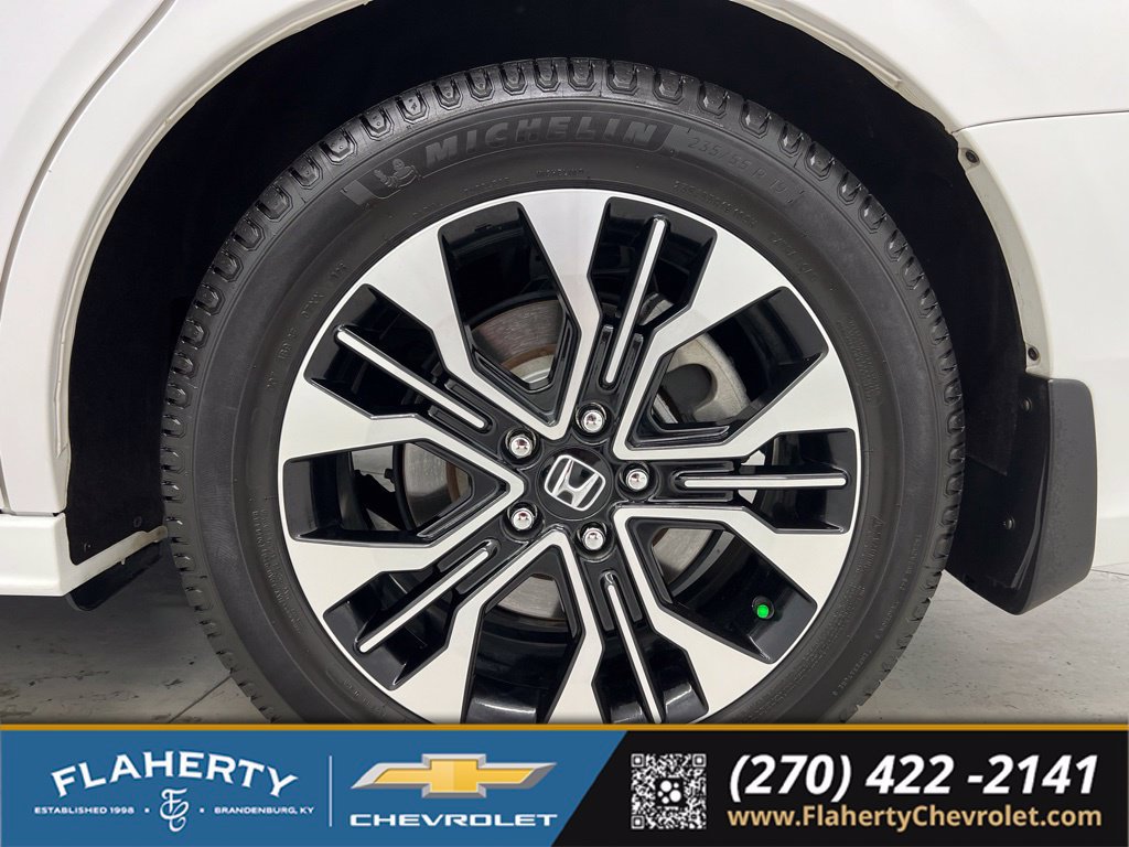 Used 2025 Honda Odyssey Elite image 17