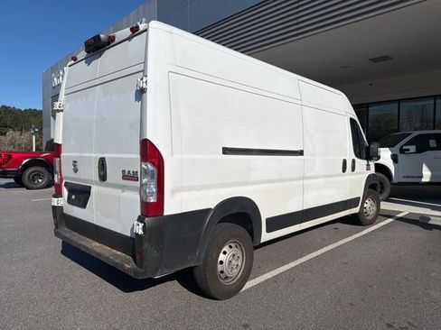 Used 2022 RAM ProMaster 2500 w/ Convenience Group image 2