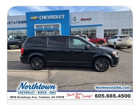 Used 2015 Dodge Grand Caravan SE w/ Quick Order Package 29E SE image 4