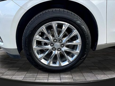 Used 2021 Buick Enclave Premium w/ Sun and Sites Package FWD image 35
