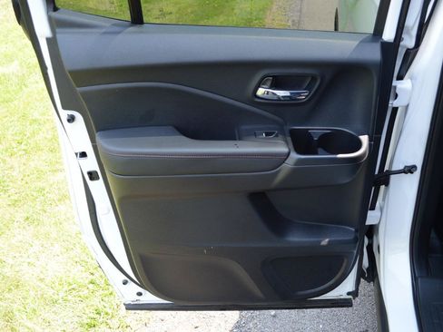 Used 2023 Honda Ridgeline Black Edition image 21