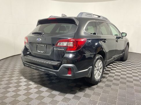 Used 2019 Subaru Outback 2.5i Premium w/ Popular Package #2 AWD/4WD image 18