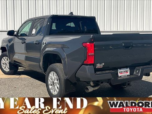 New 2025 Toyota Tacoma SR5 image 3