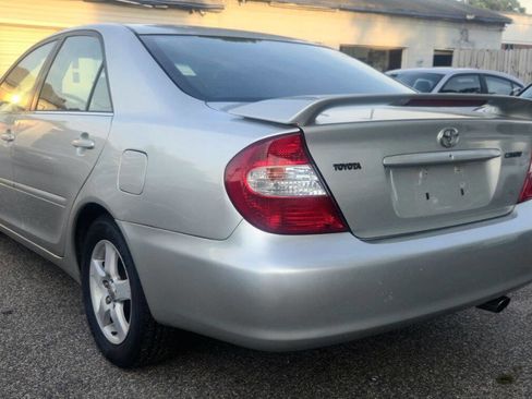 Used 2002 Toyota Camry SE FWD image 5