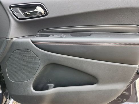 Used 2025 Dodge Durango R/T w/ Trailer Tow Group IV image 21