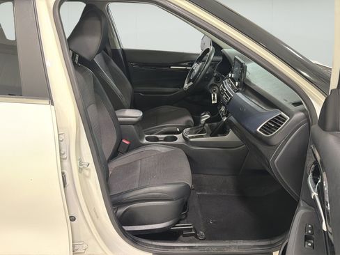 Used 2021 Kia Seltos S FWD image 24