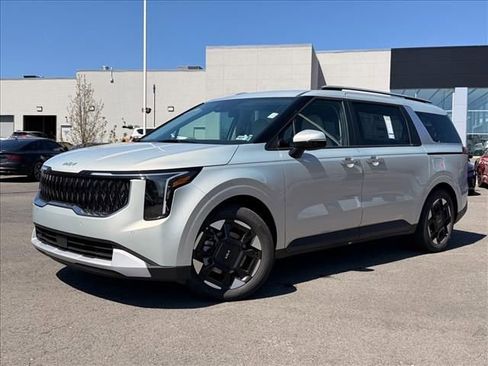 New 2026 Kia Carnival EX FWD image 2