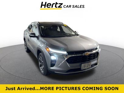 Used 2025 Chevrolet Trax LT