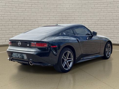Used 2025 Nissan Z Sport w/ Floor Mat Package RWD image 5