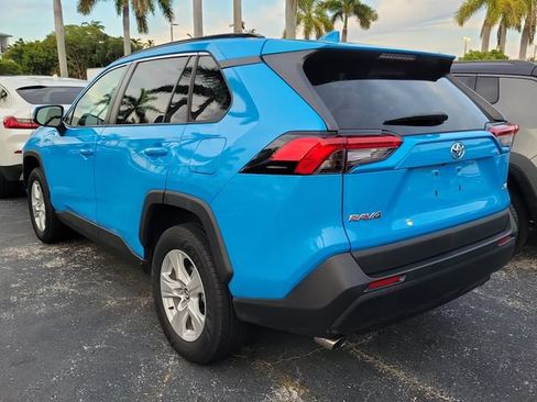 Used 2020 Toyota RAV4 XLE FWD image 4