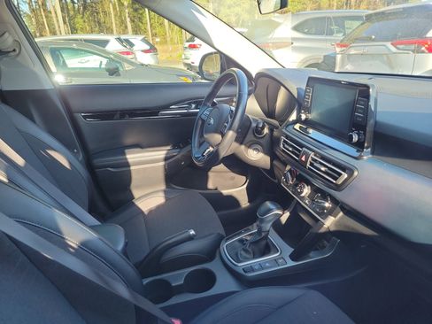 Used 2021 Kia Seltos S image 10