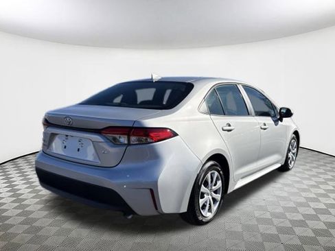 Used 2024 Toyota Corolla LE image 9