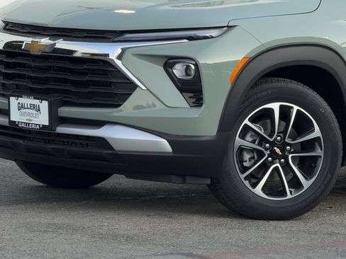 New 2026 Chevrolet TrailBlazer LT w/ Driver Confidence Package FWD image 8
