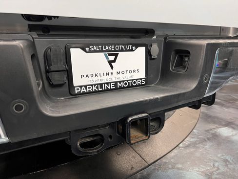 Used 2024 Ford F250 Lariat w/ Chrome Package image 28