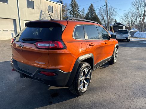 Used 2015 Jeep Cherokee Trailhawk w/ Comfort/Convenience Group image 3