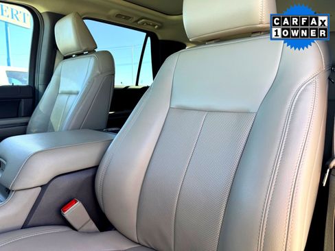Used 2021 Ford Expedition XLT image 14